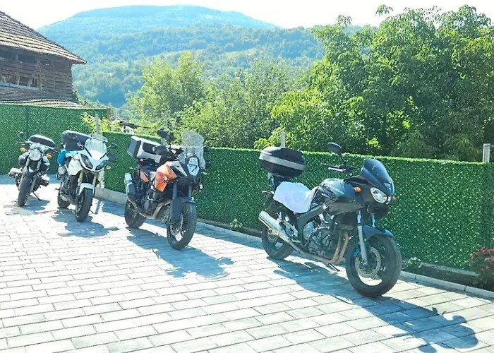 아파트 Temacki Amanet 피로트