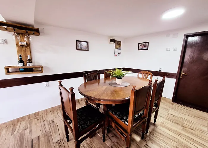 아파트 Temacki Amanet 피로트